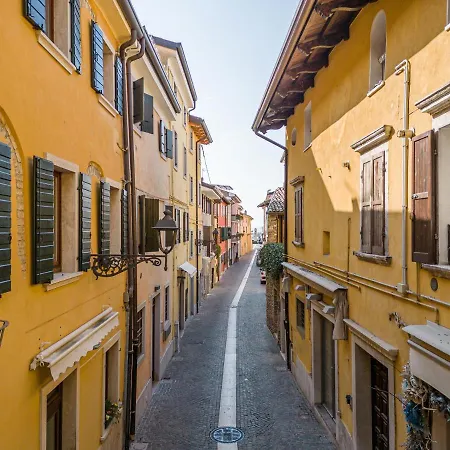 Casa Agli Archi アパート バルドリーノ