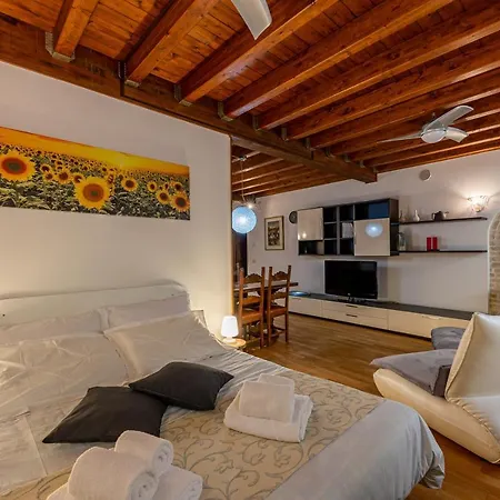 Casa Agli Archi